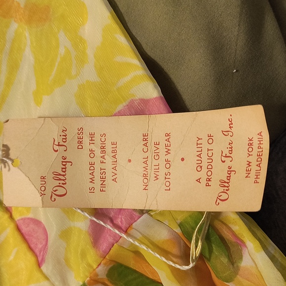 60's Vintage Floral Dress with original tags - Picture 7 of 10